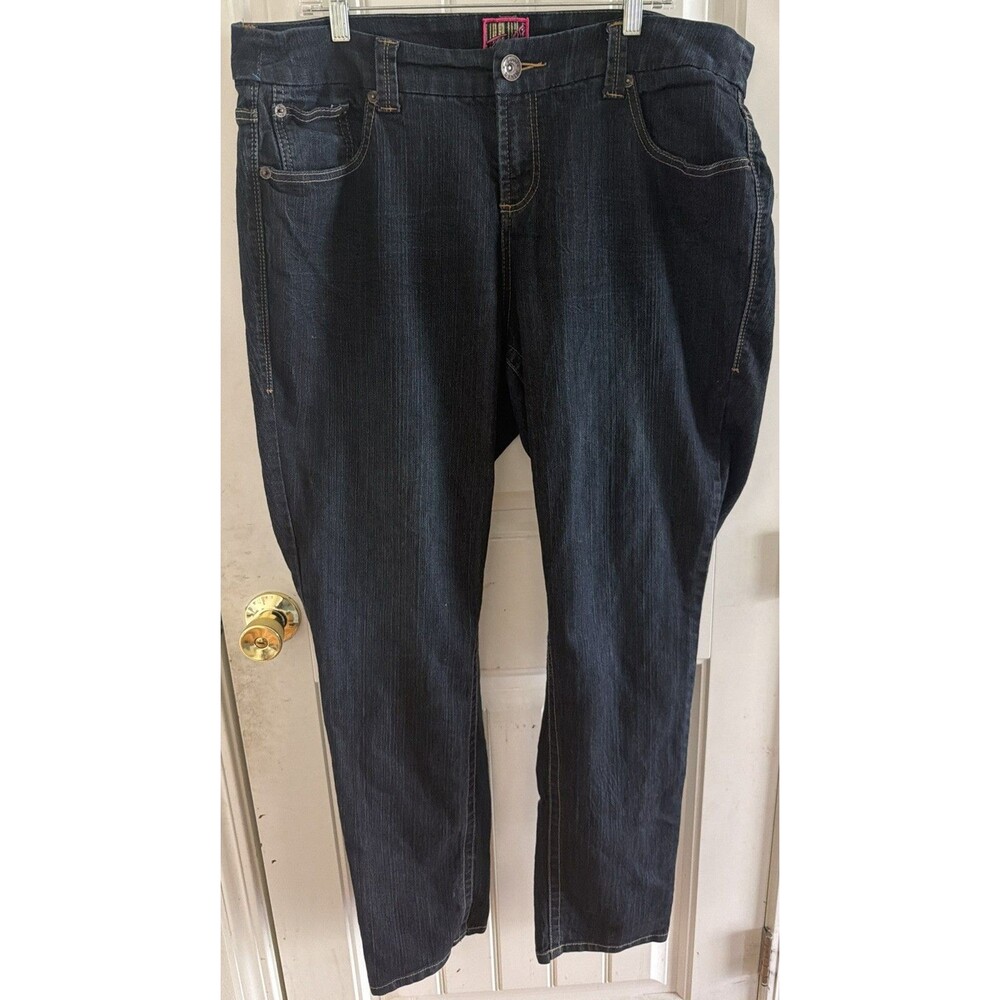 Torrid Women’s Dark Wash Stretch Jeans Size 22